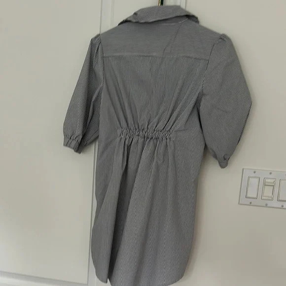 White and Blue Buttoned Mini Dress with Puff Sleeves - Picture 3 of 3